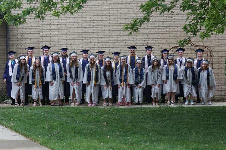 Cissna Park High School students earn diplomas newsbug.info