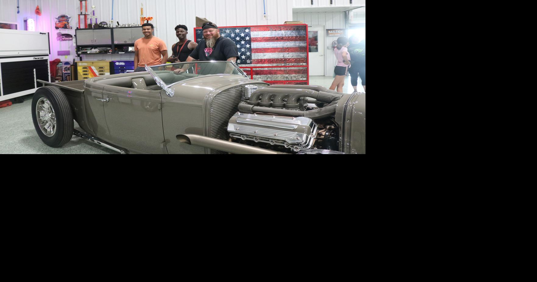 Nichols Paint and Fab hosts second car show in new building Photos