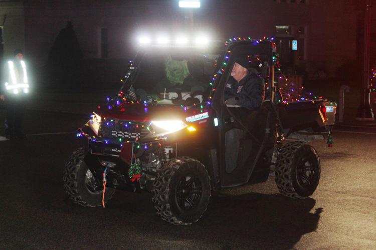 PHOTO GALLERY 2022 Williamsport Christmas Parade Photos newsbug.info