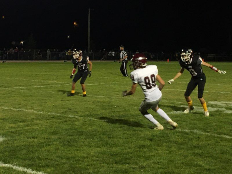 HIGH SCHOOL FOOTBALL ROUNDUP: Spartans Pull Out Win Over Scoopers ...