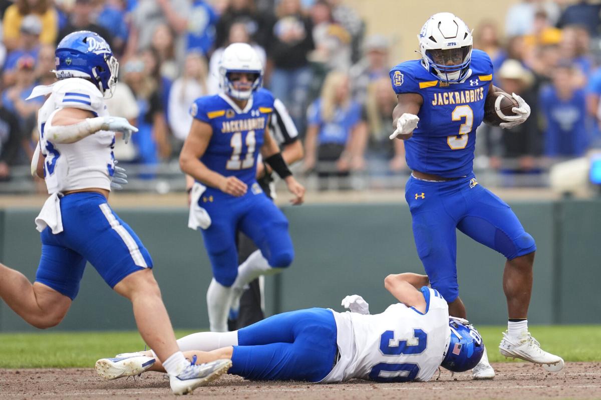 Drake football will play at Target Field, home of Minnesota Twins