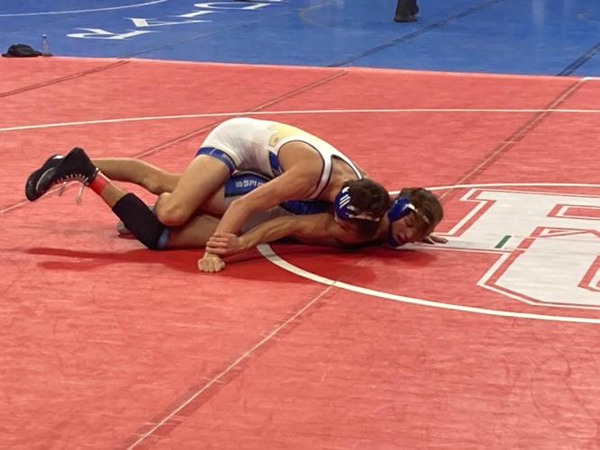 WRESTLING Stevens wins Rapid City Invitational High Schools