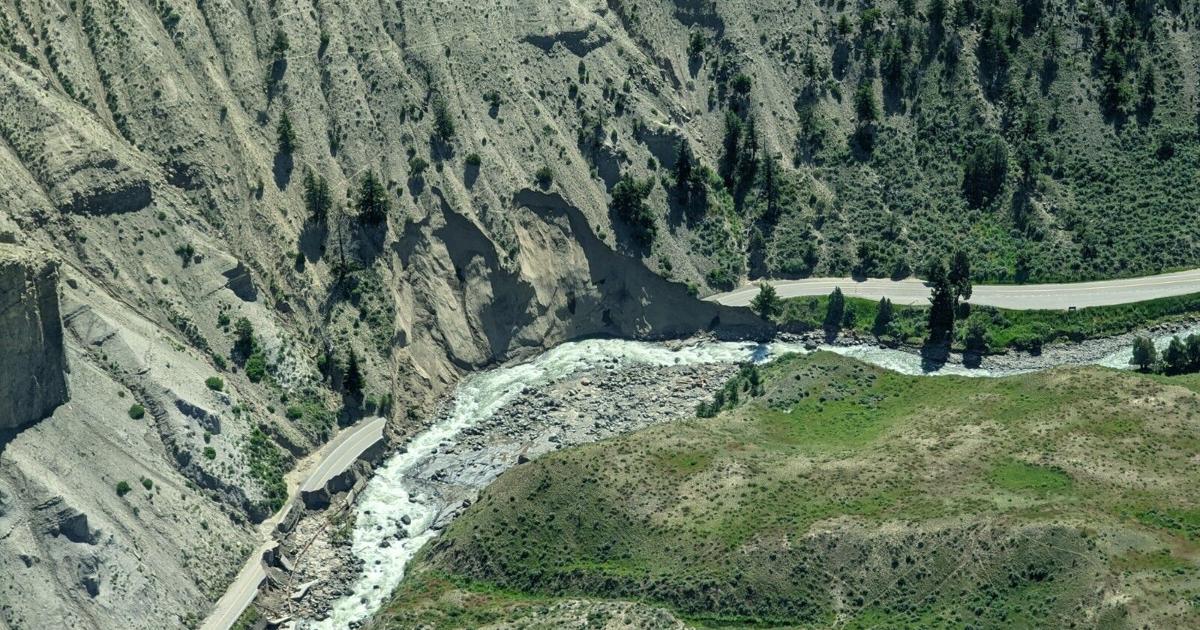SD Mines researchers dive into the data from the 2022 Yellowstone flood: What can we learn after one year? SD Mines researchers dive into the data from the 2022 Yellowstone flood: What can we learn after one year?