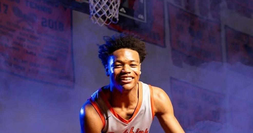 Nasir Rankin plans to play both Illini football and basketball; and lays out the process | Fighting Illini | newschannel20.com