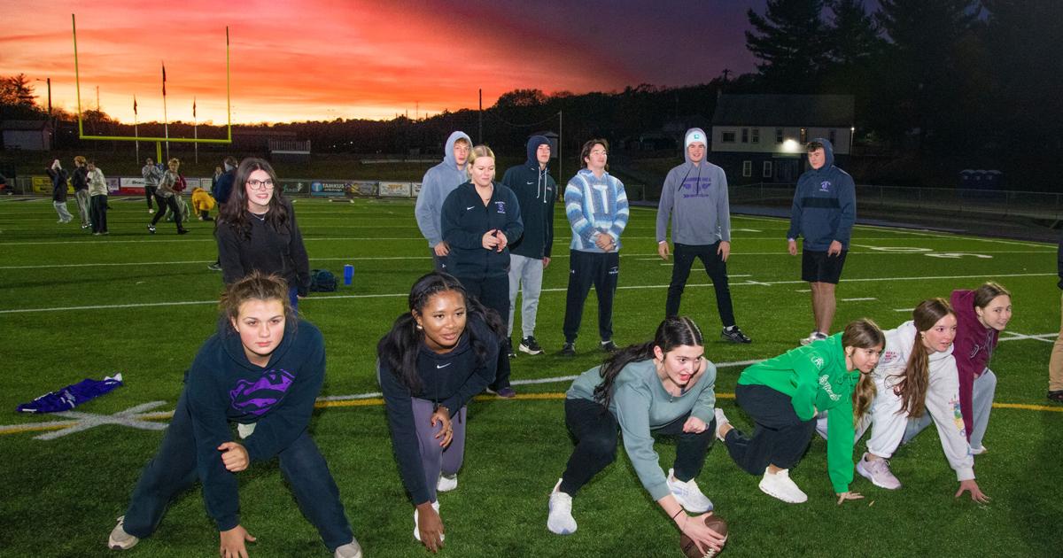 Practice under the lights | Local | newsitem.com