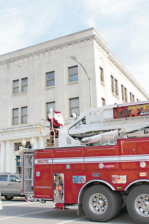 Santa arrives