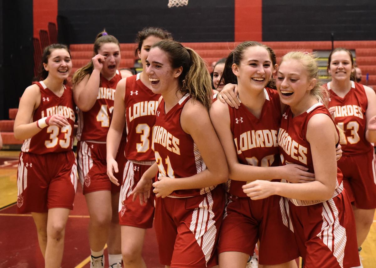 H S Girls Basketball Lourdes Defeats Jenkintown 32 25 Advances