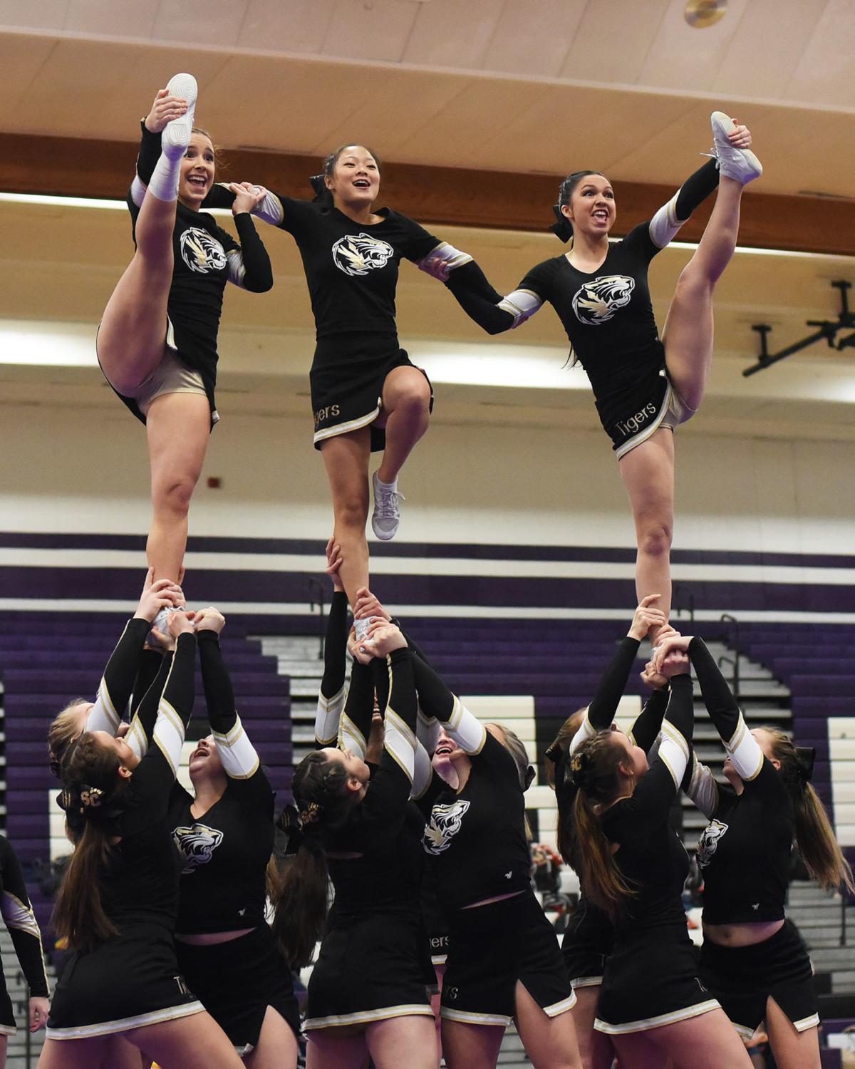 Shamokin, Southern defend district titles in competitive cheerleading ...