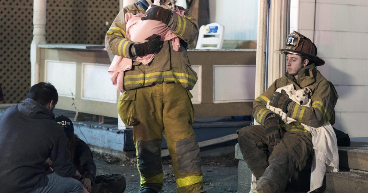 Firefighters rouse dozing homeowner | Local | newsitem.com