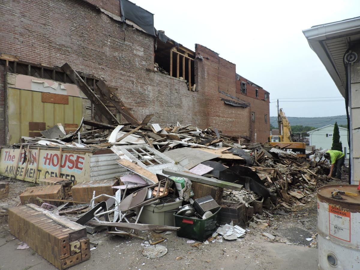 Demolition begins on blighted buildings in Kulpmont Local