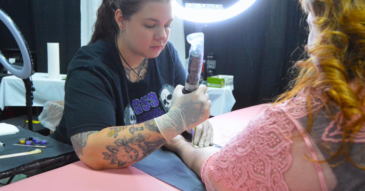 Ink Rink Thousands flock to Ink in the Rink during first days of inaugural ...