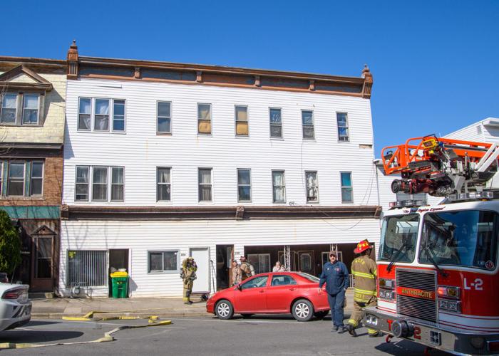 10 homeless in Mount Carmel apartment building fire Local