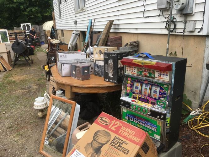 Bargain hunters search for deals at Tharptown's community yard sale ...
