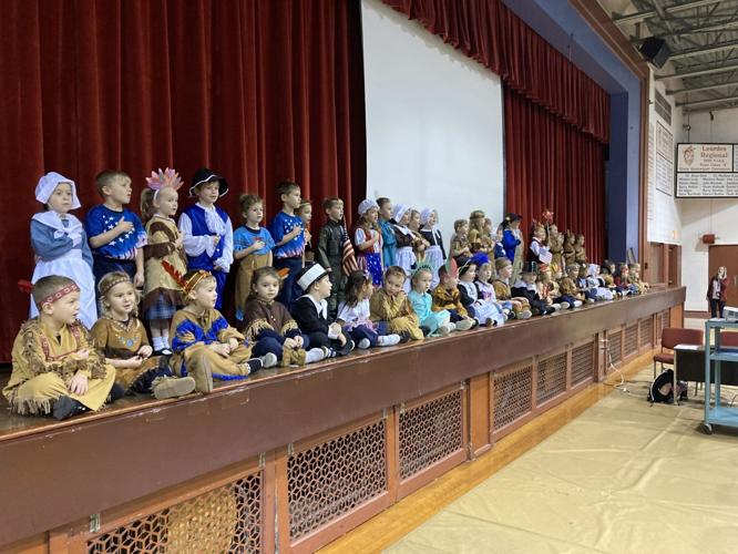 Lourdes holds annual Thanksgiving liturgy, food drive Local