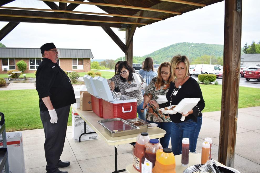 Mountain View celebrates Nat'l. Nursing Home Week Local