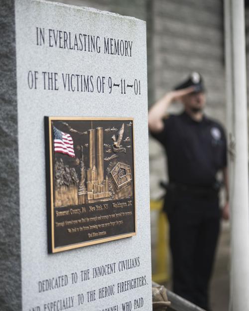 Memorial service honors victims of 9/11