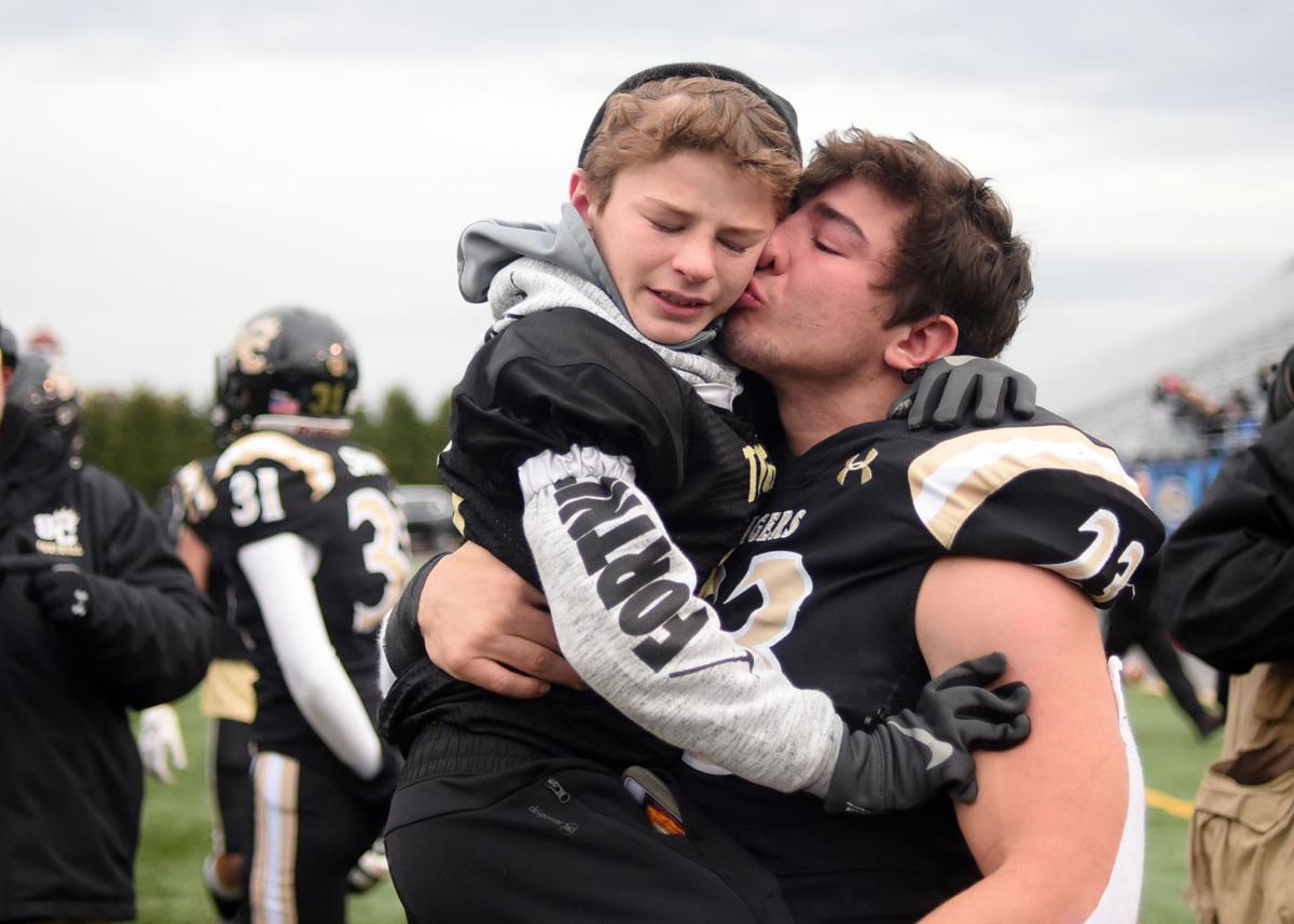 Southern Columbia takes 10th title