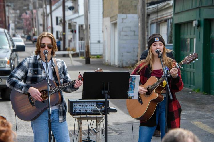 Shamokin Warms My Heart a success on Easter weekend Local(02)