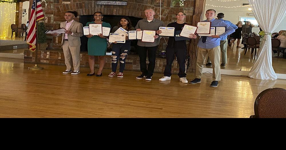 Calimesa Chamber of Commerce holds scholarship tea, honors local