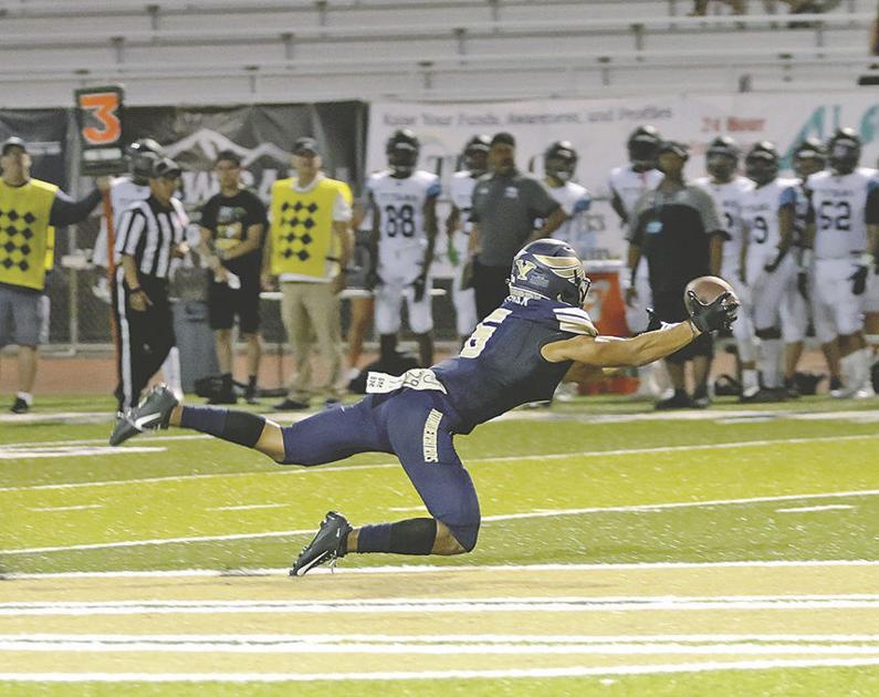 Yhs Football Team Opens Its 2019 Season With A Big Play Offense In