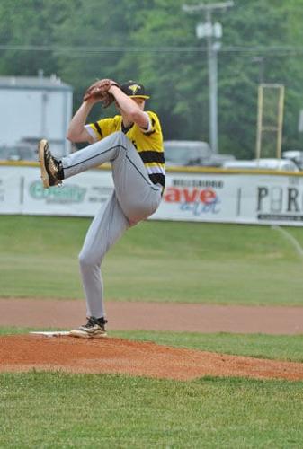 Shockers win opener in Hillsboro tourney, Sports