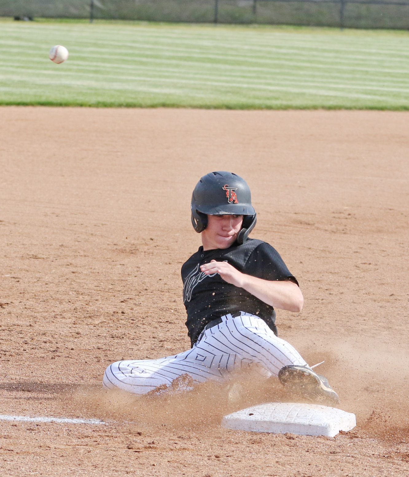 Mossbarger slide