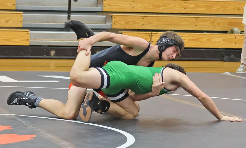 Waverly wrestling teams win in dual action over West Union Sports