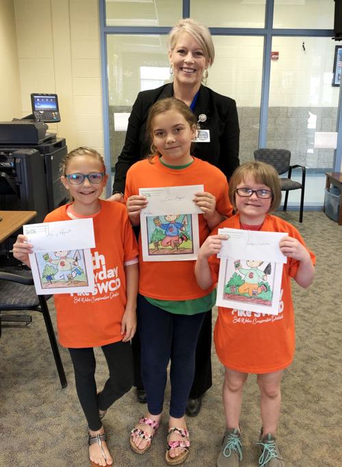 Waverly Primary students awarded by Pike Soil and Water Conservation District