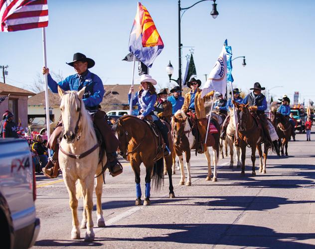 Winslow Christmas parade kicks off holiday season Winslow News