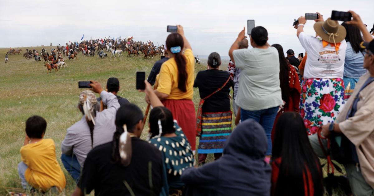 Native Americans commemorate victory at Little Bighorn with horse races, dance and song