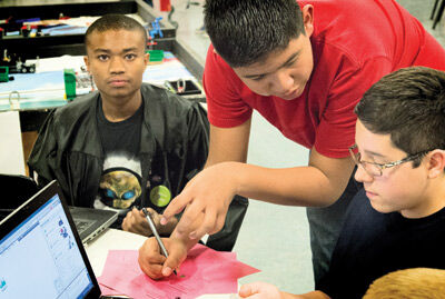 Robotics Roll Into Winslow | Winslow News | Nhonews.com