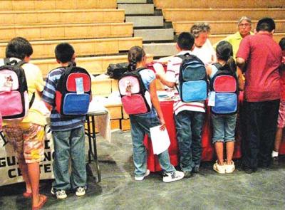 New backpacks delivered to Western Navajo students | News | nhonews.com