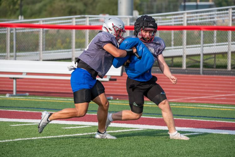 Novakylerlee Starpoint turning page, inserting Mike Grady as quarterback | Sports ...