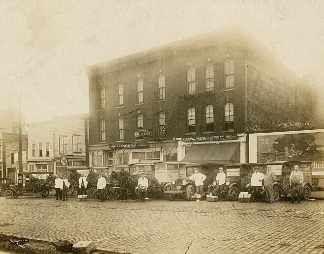 NIAGARA DISCOVERIES: 'Electric'companies occupied Market Street building