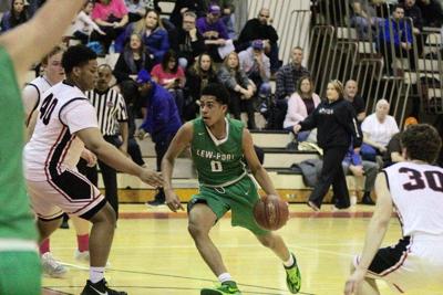 High School Roundup Trent Scott Scores 32 For Lew Port On