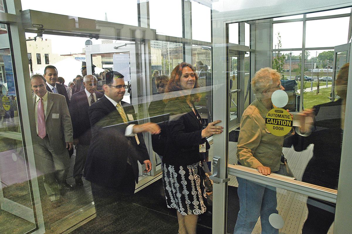 NIAGARA FALLS: New police headquarters City Courts formally opened