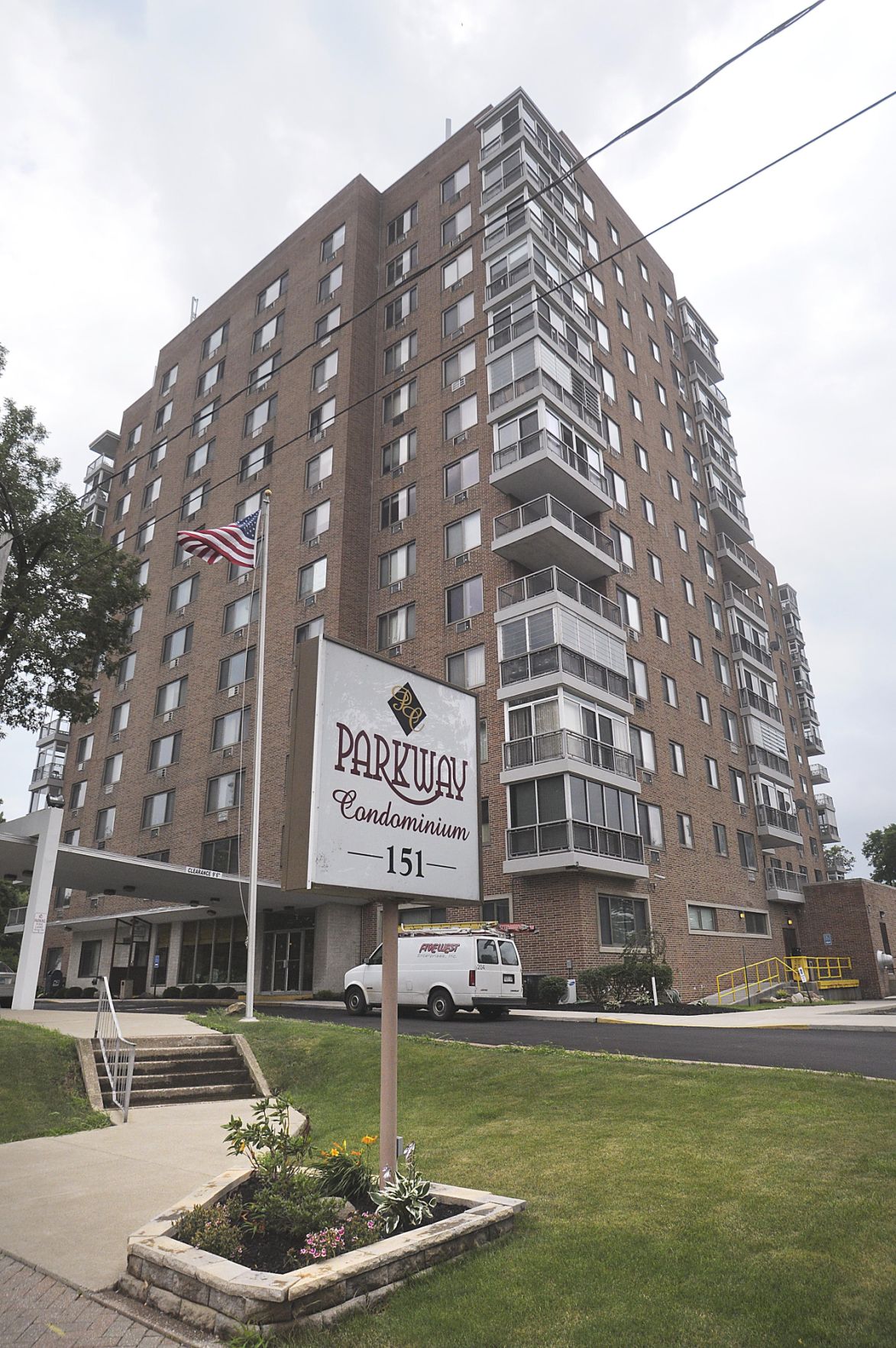 Tallest residentowned building downtown has expansive views of park