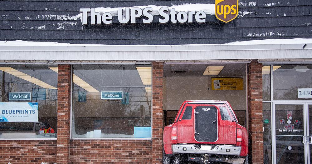 Three hurt after truck crashes into Military Road store in the Town of Niagara