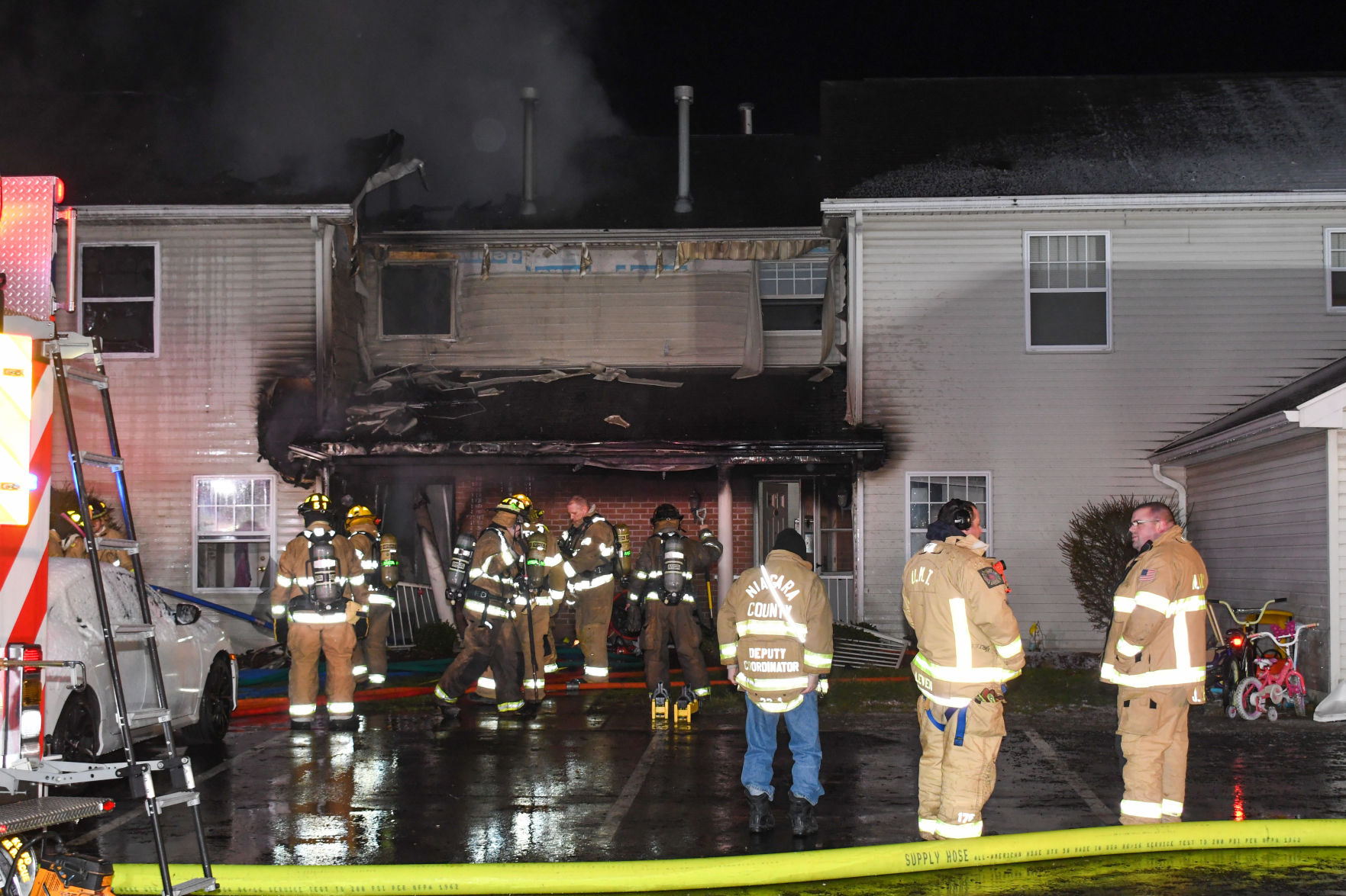 Firefighters Battle Lewiston Apartment Building Fire | Crime | Niagara ...