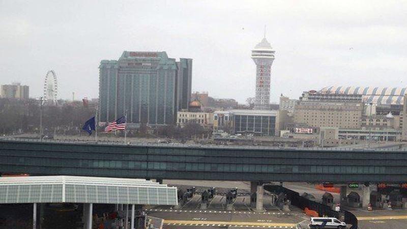 pix Canada Travel Restrictions Hotel Quarantine Cost group challenging canadian hotel
