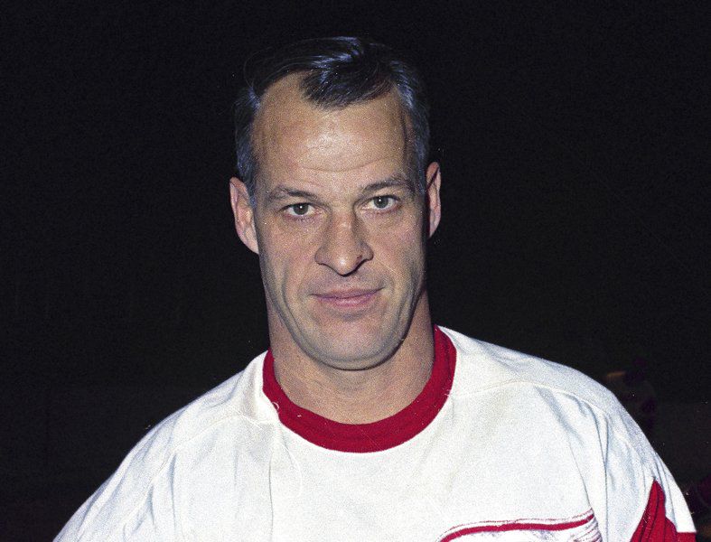 Gordie Howe, the gritty and mighty