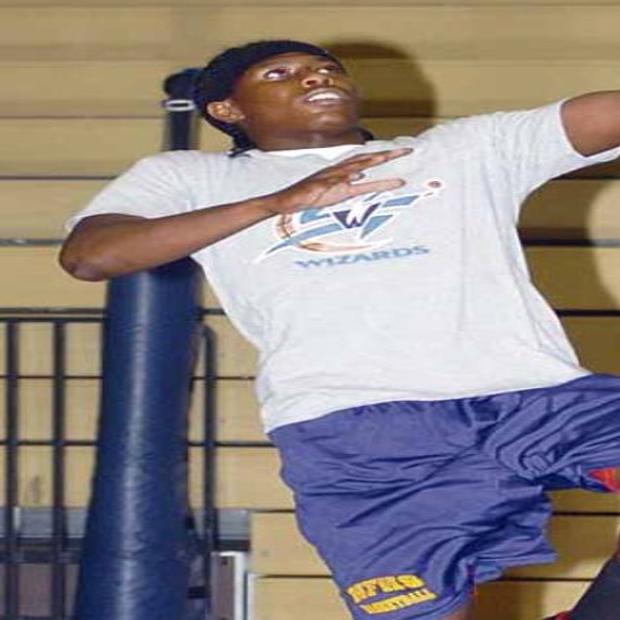 Basketball Crittenden To Continue College Closer To Falls