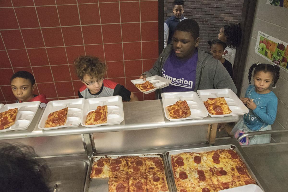 SLIDESHOW: Dinner's served in the Niagara Falls School District ...