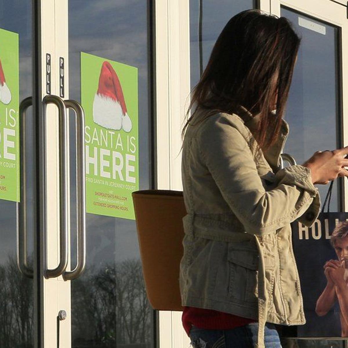 Crushed By The Virus 2 Mall Operators File For Bankruptcy Web Extra Niagara Gazette Com