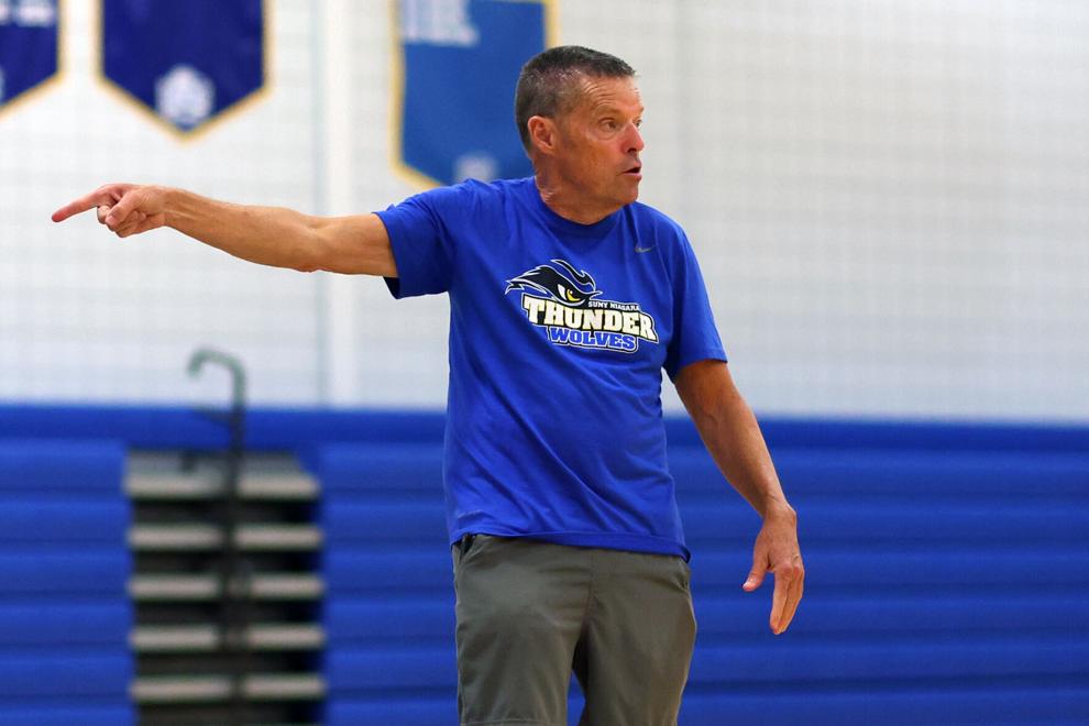 SUNY Niagara head coach Bill Shaw ready to face challenges on the job