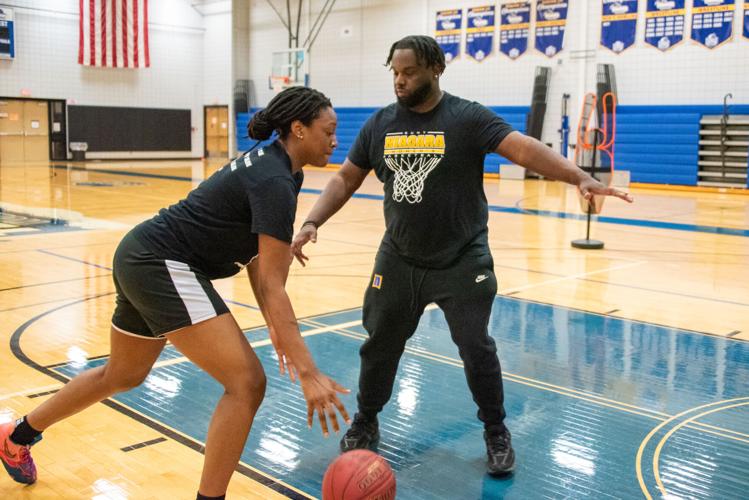 Coach Agee Maleik Agee looks to add his own flavor to SUNY Niagara program after ...