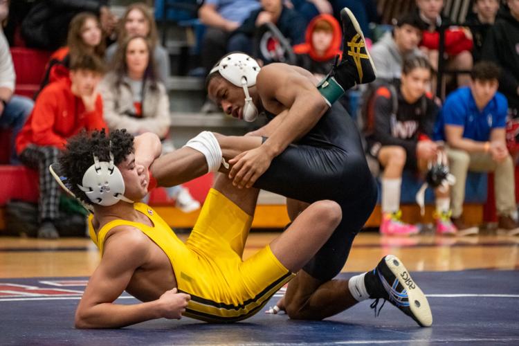 SLIDESHOW Photos from the Section VI Division I wrestling state