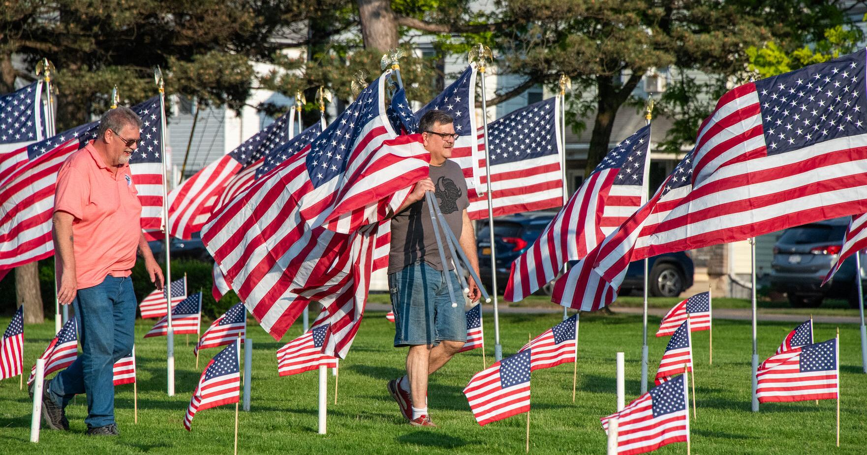 Field of Flags memorial returns for a second year in Hyde Park - Vimarsana News