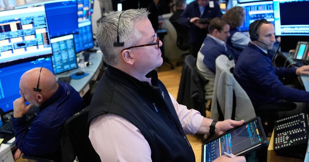 Oil tumbles 10% as Wall Street rallies to another record after Iran ...