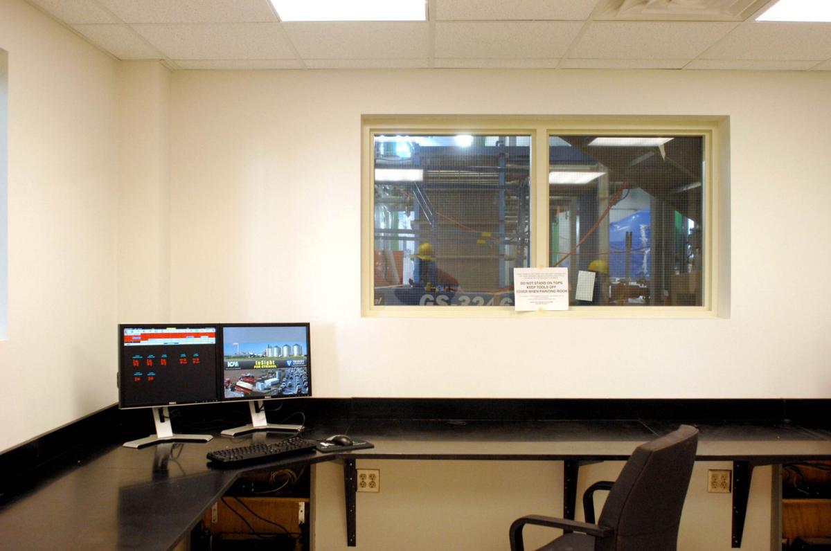 SLIDESHOW Corn arrives at Medina ethanol plant Multimedia niagara